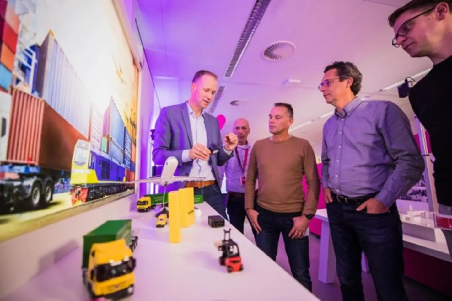 Visitors to the Innovation Center Utrecht